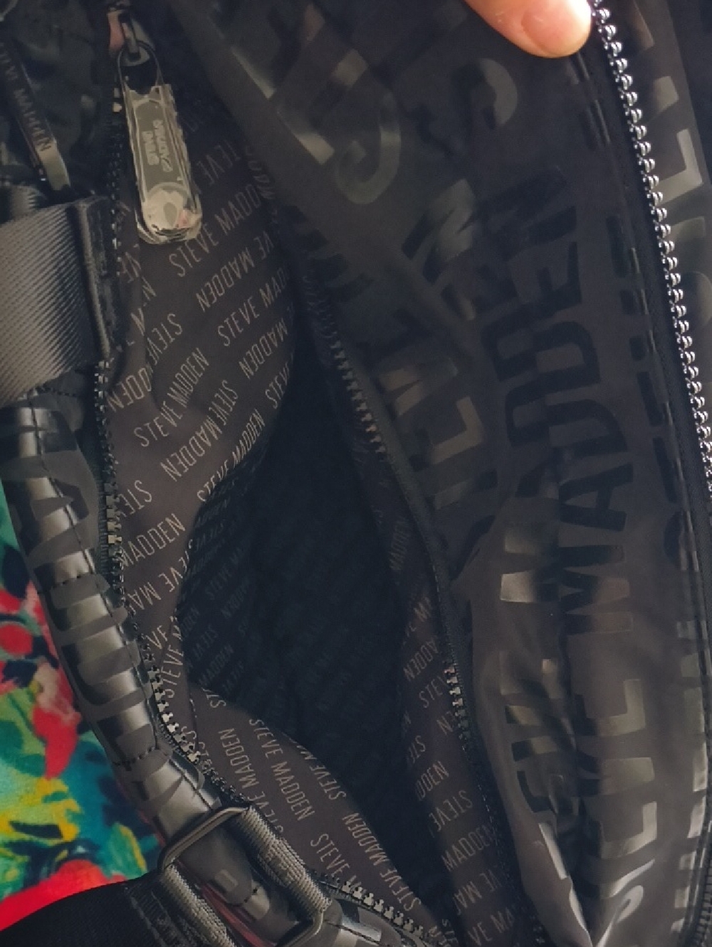 Steve Madden Black Weekender Bag NWOT - Picture 7 of 11